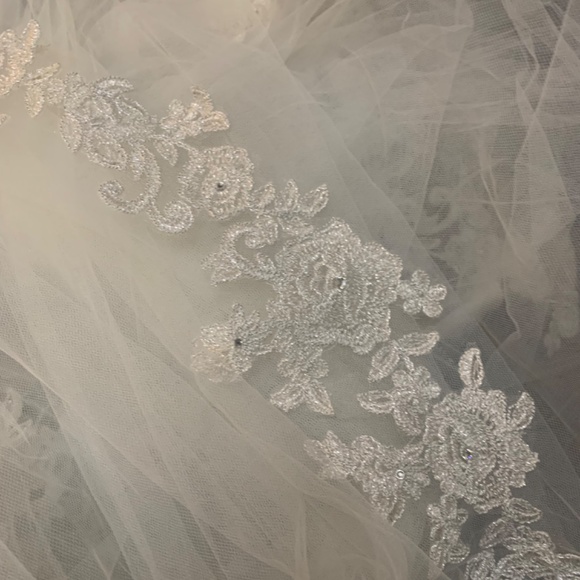 Lovely Wedding Veil main image 5